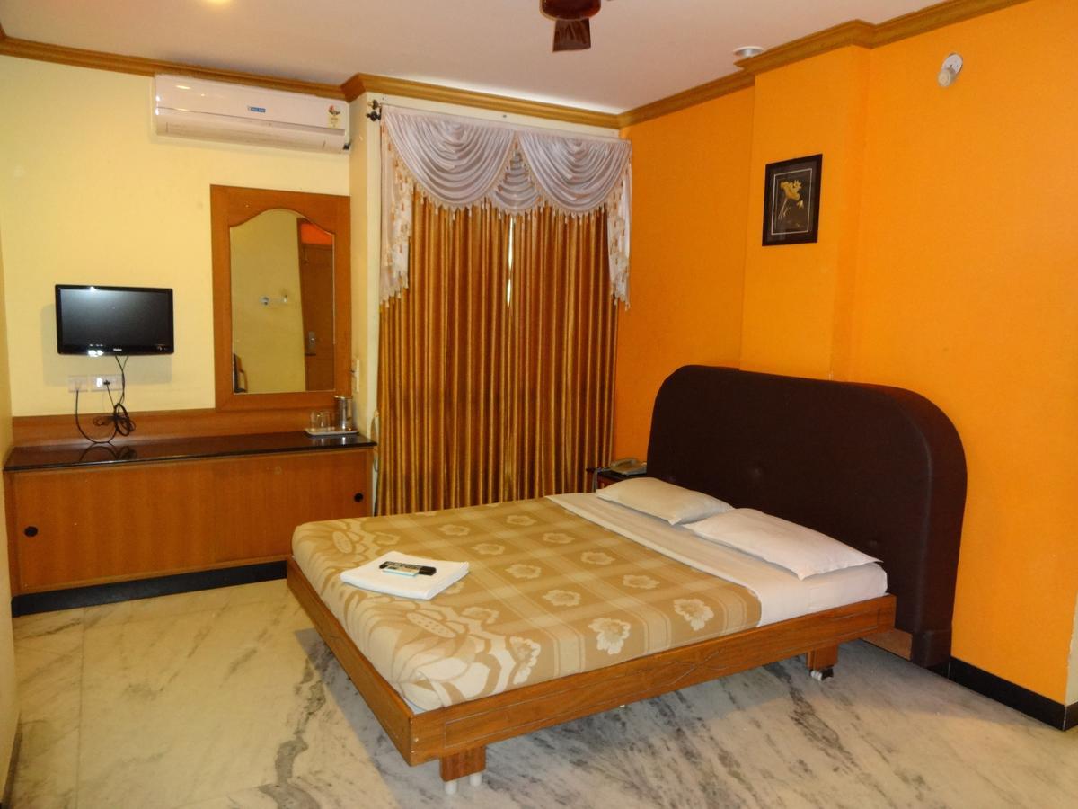 Hotel Grand Palace Coimbatore Exteriör bild